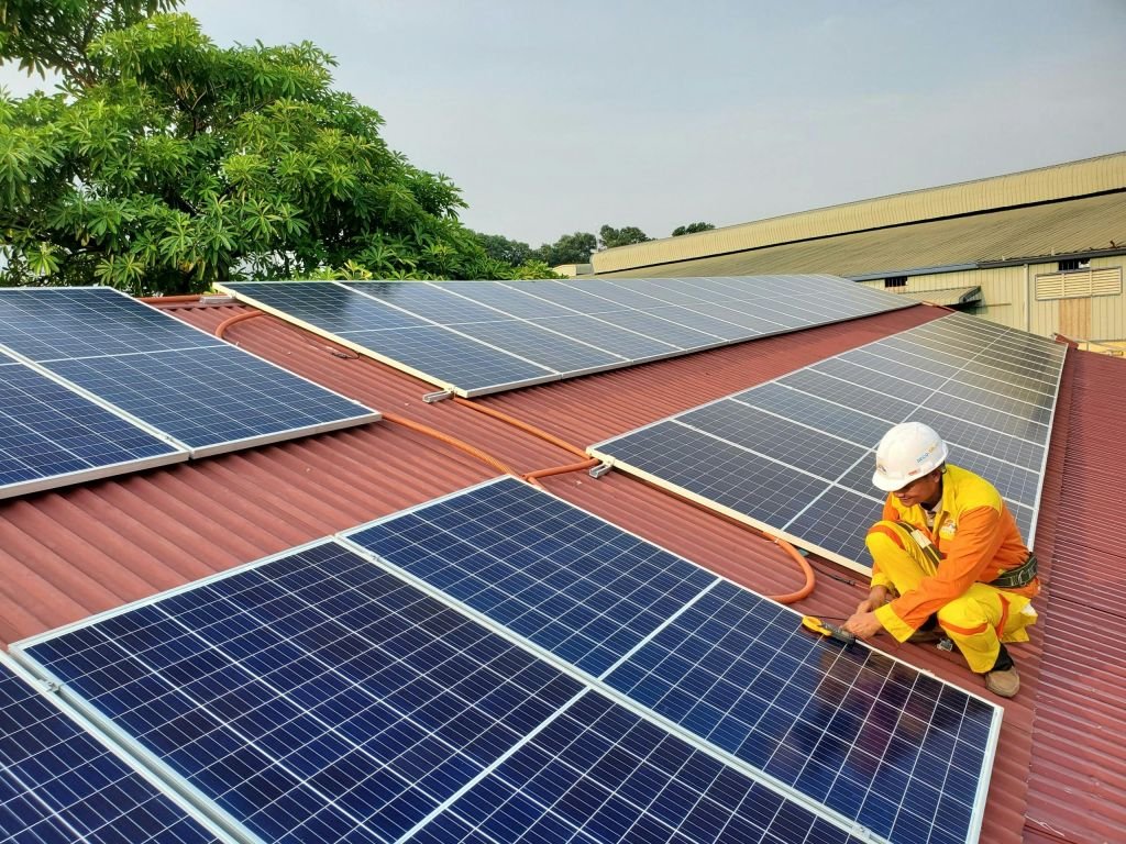 Installation solaire réalisée par les équipes du groupe.